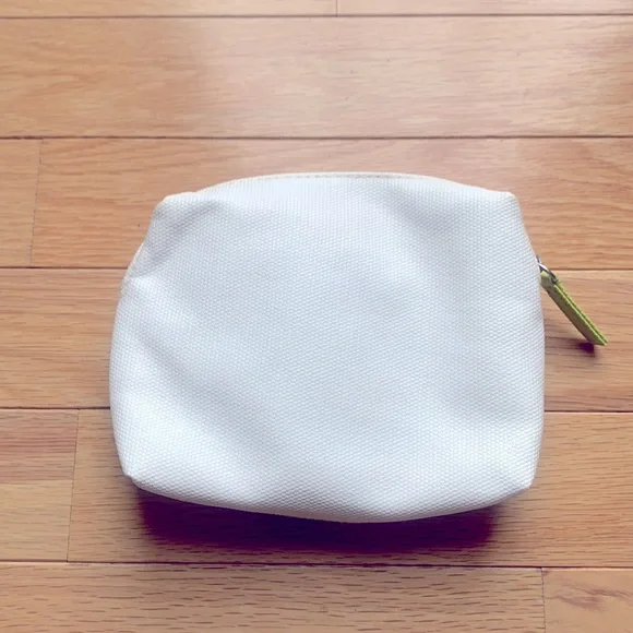 NWT LA MER LINED MAKE-UP OR TOILETRY BAG, COULD ALSO BE USED FOR A WALLET - Picture 2 of 4